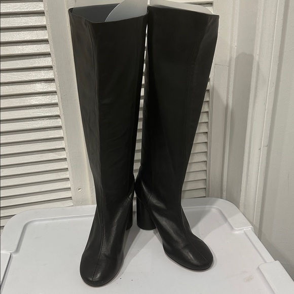 & other stories black leather knee high boots block
heel size 9.5 round toe - Picture 5 of 13